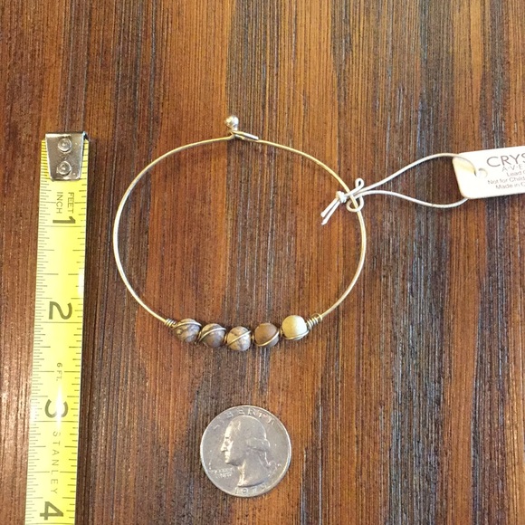 {Crystal Avenue}Stone & Wire Bracelet - Picture 3 of 5